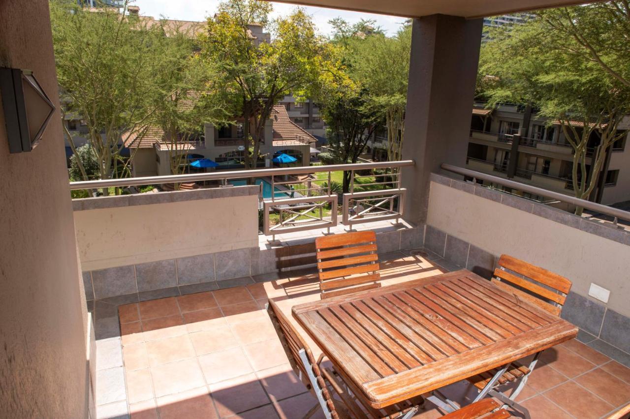 Grayston Exec Apartments Johannesburg Exterior foto